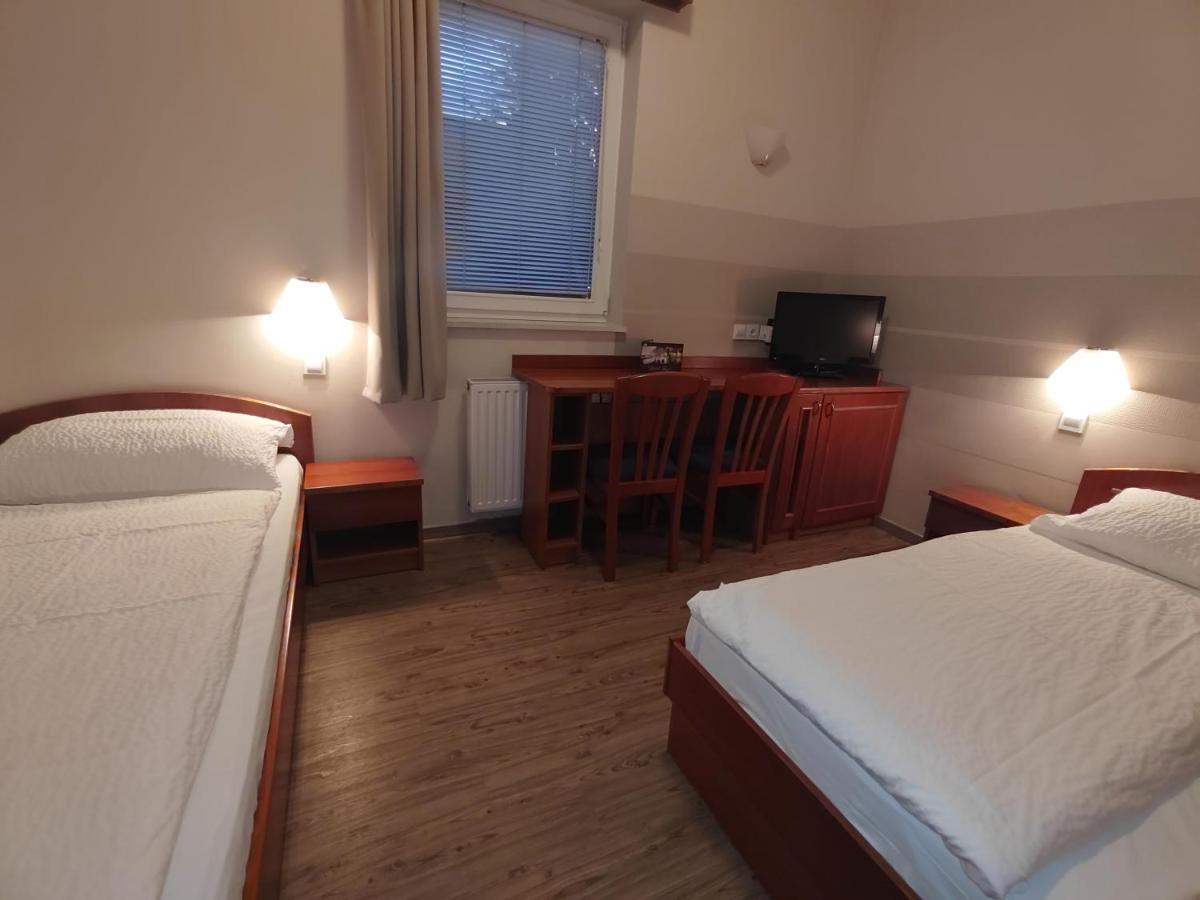 Hotel Bajt Maribor Luaran gambar